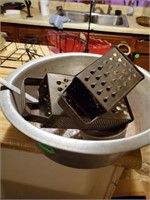 BUCKET/ GRATERS/ LADLE/ ENAMEL POTS