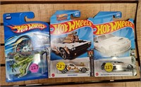 Hotwheels 3 cars