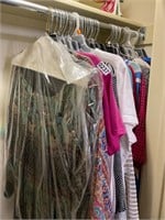 Lot Womens clothes- nice