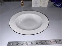 Royal Worchester Classic Platinum serving bowl