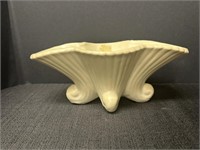 Vtg ivory ceramic pottery footed plantee