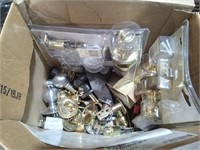 Miscellaneous door knobs Box Lot