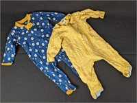 (2) 3-6M Zipper Pajamas: [Gerber & Honest] Girl
