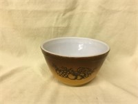 Pyrex OLD ORCHARD Mixing Bowl