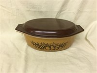 Pyrex OLD ORCHARD Oval Casserole Dish w Lid
