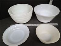 6 Pieces, Oven Ware, Fire King & Pyrex Bowls