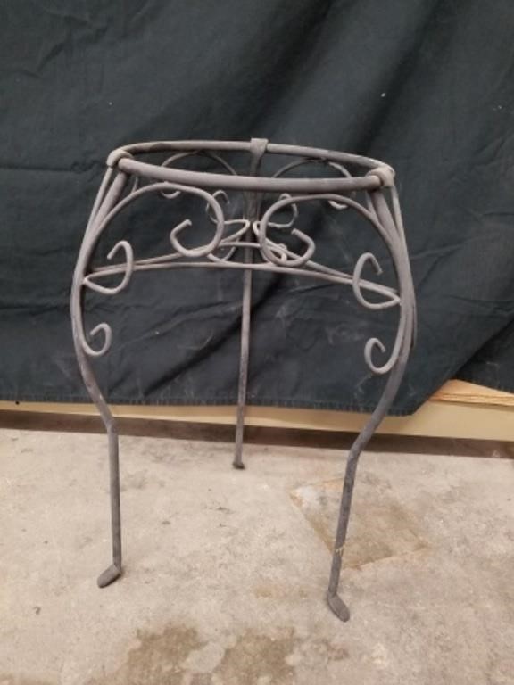Black Wrought Iron Plant Stand, 21.5" x 13"