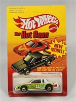 HOT WHEELS THE HOT ONES NASCAR STOCKER LARRY WOOD