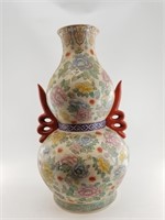 Beautiful Chinese vase with flowers 24" tall