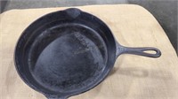 GRISWOLD #9 CAST IRON FRY PAN