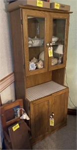 Buffet Cabinet with Hutch, 39x17x70in
*contents