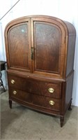 ANTIQUE AMOIRE 5FT