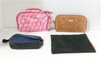 Lot of assorted purses
