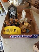 BOX OF BEAR FIGURINES & OTHER