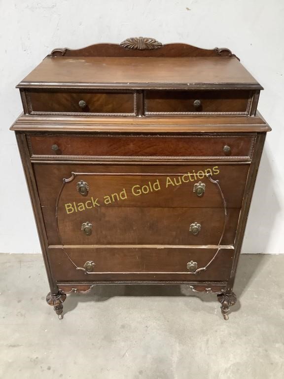 Walnut Finish 5-Drawer Chest of Drawers