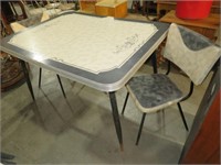 VINTAGE RETRO DINING TABLE & 2 PADDED CHAIRS