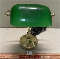 RETRO ACCENT BANKERS DESK LAMP SMALL CHIP