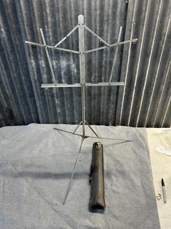 Vintage folding music stand