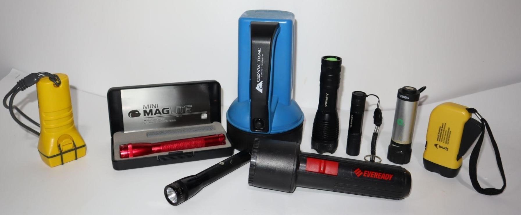 Maglite Mini LED Flashlights Lot