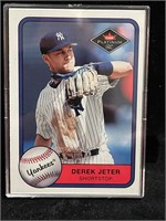 2001 Fleer Platinum Derek Jeter  Card #332