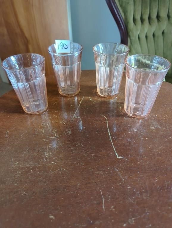 4 pink depression small glasses