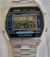 Vintage Casio Lithium 5 LCD Watch