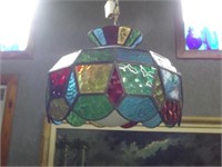 hanging stain glass slag lamp w/milk glass light