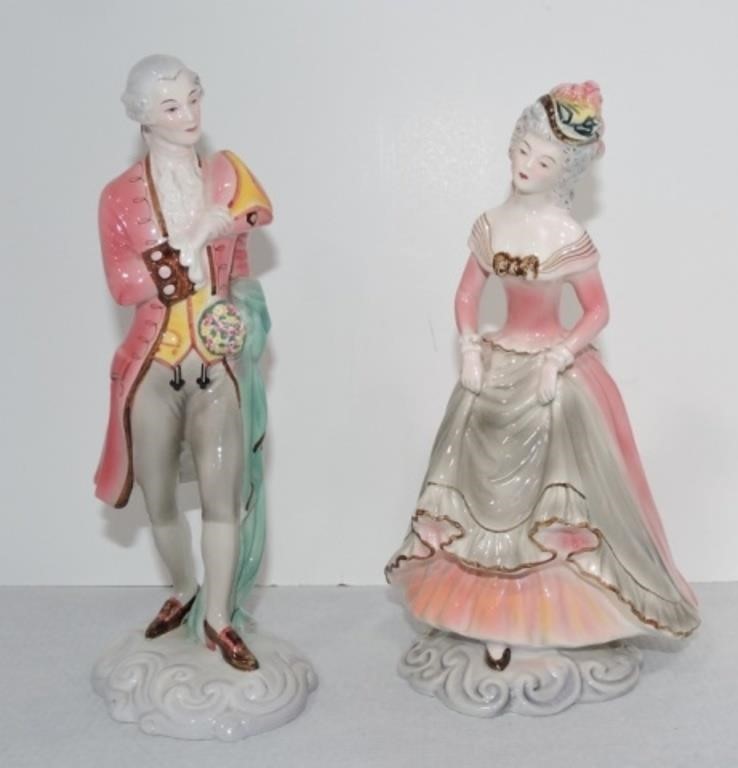 Goldscheider pair of figures, 9"