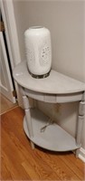 Accent table & lamp