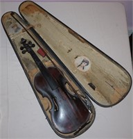 Violin in Wooden Case - Poor condition, needs