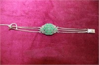 Bracelet w/ green stone