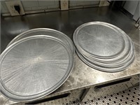 {each} Pizza Pie Plate Servers