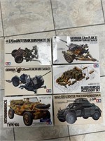 6 Military Model Kits