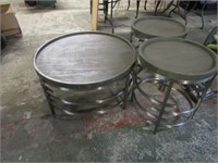 ROUND COFFEE & END TABLES