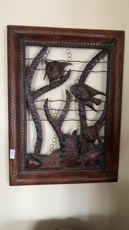 Scalloped Framed Metal Aquatic Decor