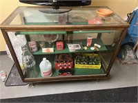 ANTIQUE DISPLAY CABINET WITH CONTENTS AND TV ON