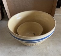 2 Stoneware Banded Bowls