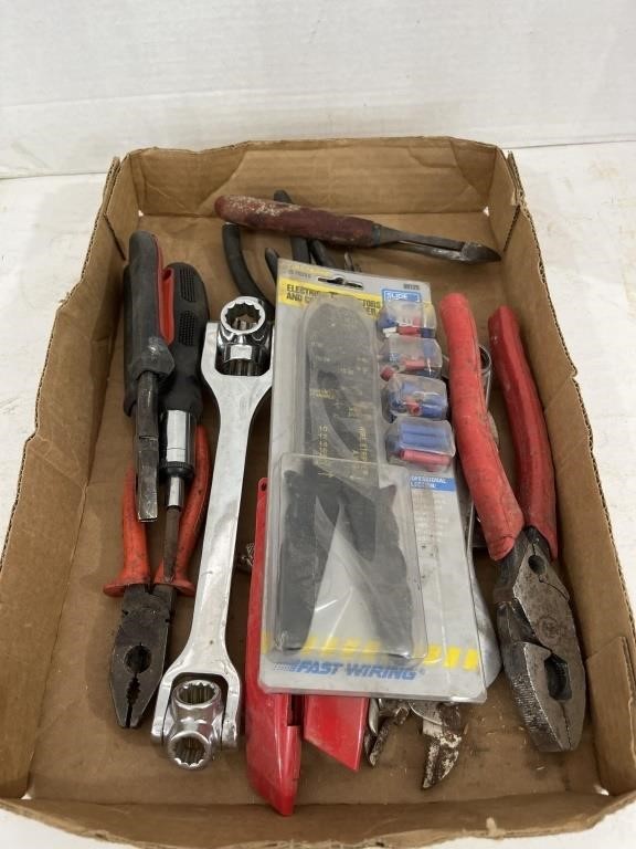 Flat of Assorted Hand Tools