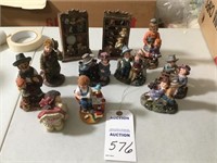 11 figurines (various)