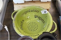 ENAMEL COLANDER