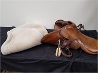 English saddle with pad saddle is 15 in has
