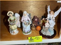 HOLIDAY THEMED DECORATIVE FIGURINES