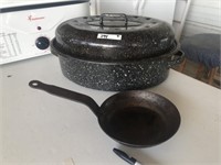 Granite Ware Roaster & Skillet