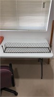 Metal wire wall rack