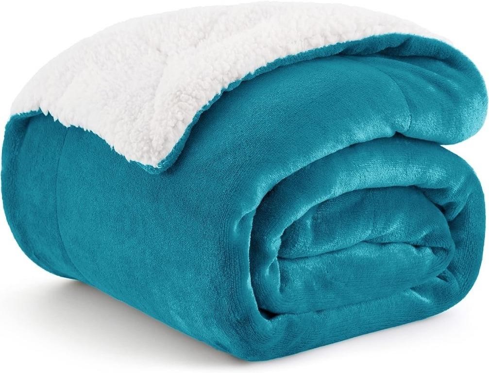 Bedsure Sherpa Fleece Throw Blanket for Couch -