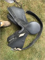 Supra English saddle & girth 15"