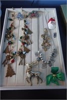 Christmas Jewelry lot