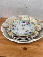 5 Vintage/Antique Miscellaneous Floral Plates
