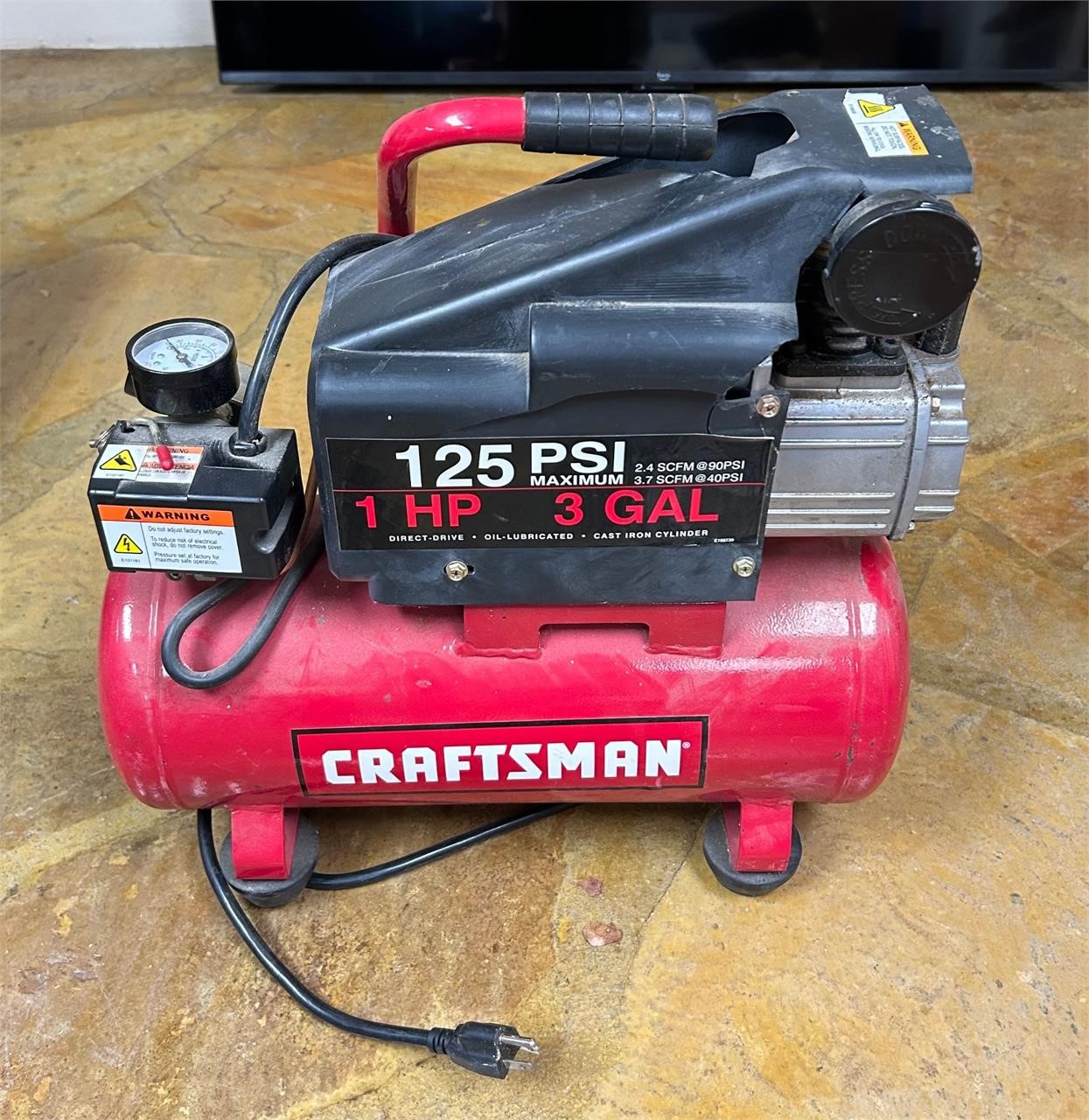 Craftsman 125 psi, 1 HP, 3 Gallon Air Compressor