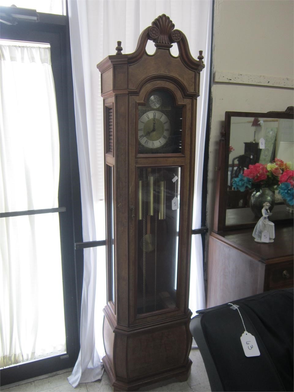 GRANDFATHER CLOCK WITH CHIMES-WORKS